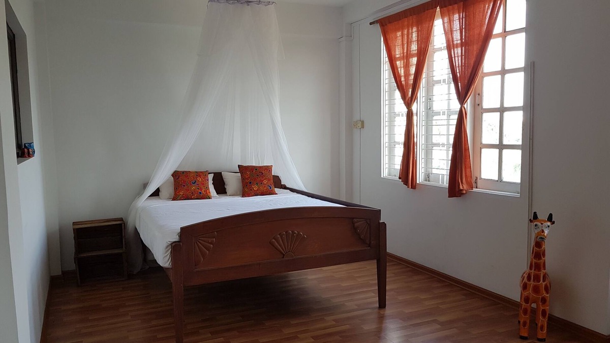 San Chaung Apartment | Spacious Yangon Family Home