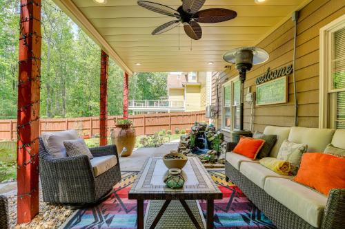 Lawrenceville Apartment | Spacious Yard and BBQ Chic Escape in Lawrenceville!
