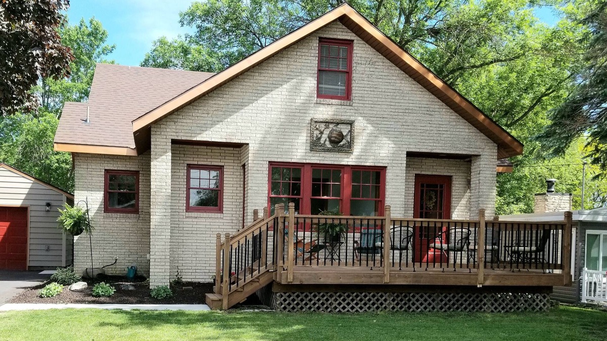 Clear Lake House | Spaciuos, welcoming home near Stae Park beach perfect for families and groups.