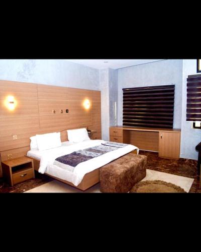 Owerri Hotel | SPANISH KINGDOM APARTMENTS AND SUITES Ltd