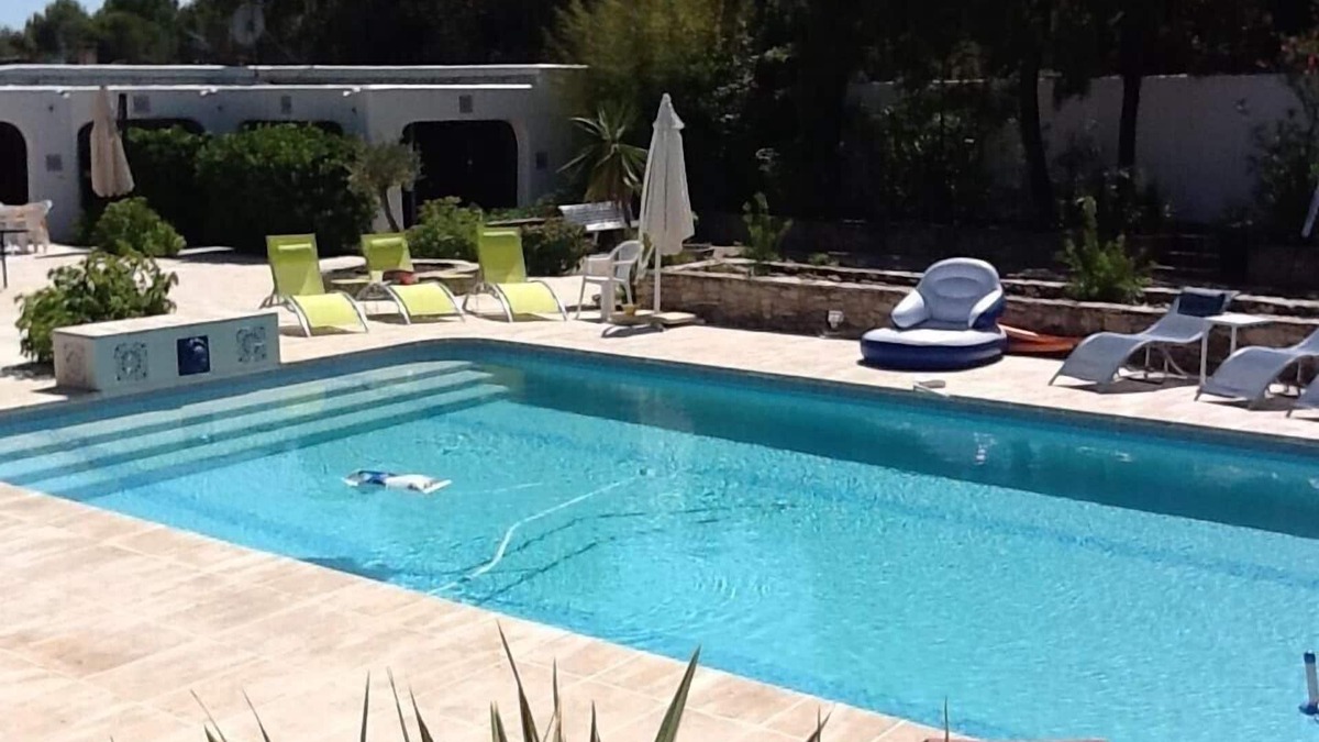 Bellegarde Villa | SPANISH VILLA (FINCA) 205 + 85 m2 of living space!
