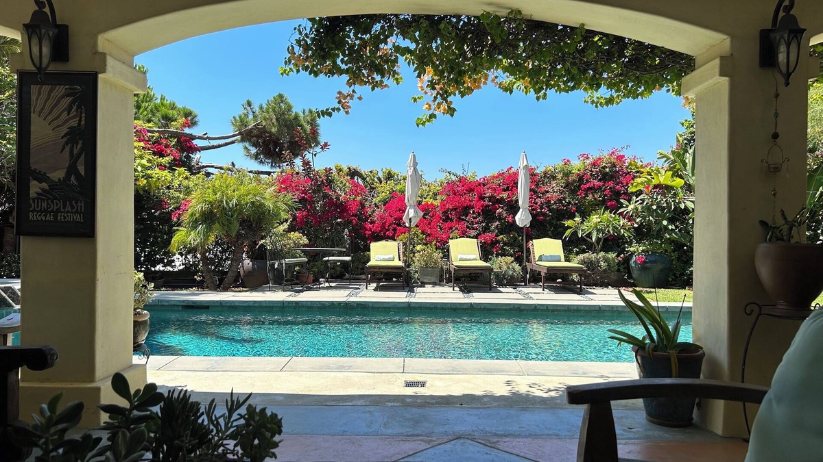 Ladera Heights Villa | Spanish villa with pool and outdoor kitchen centrally located in LA.