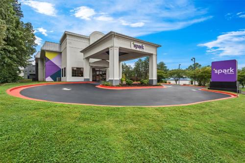 Gwinnett Place Hotel | Spark by Hilton Duluth