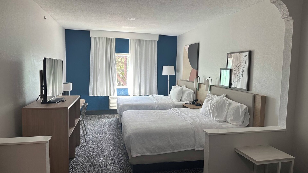 Round Rock Hotel | Spark by Hilton Round Rock