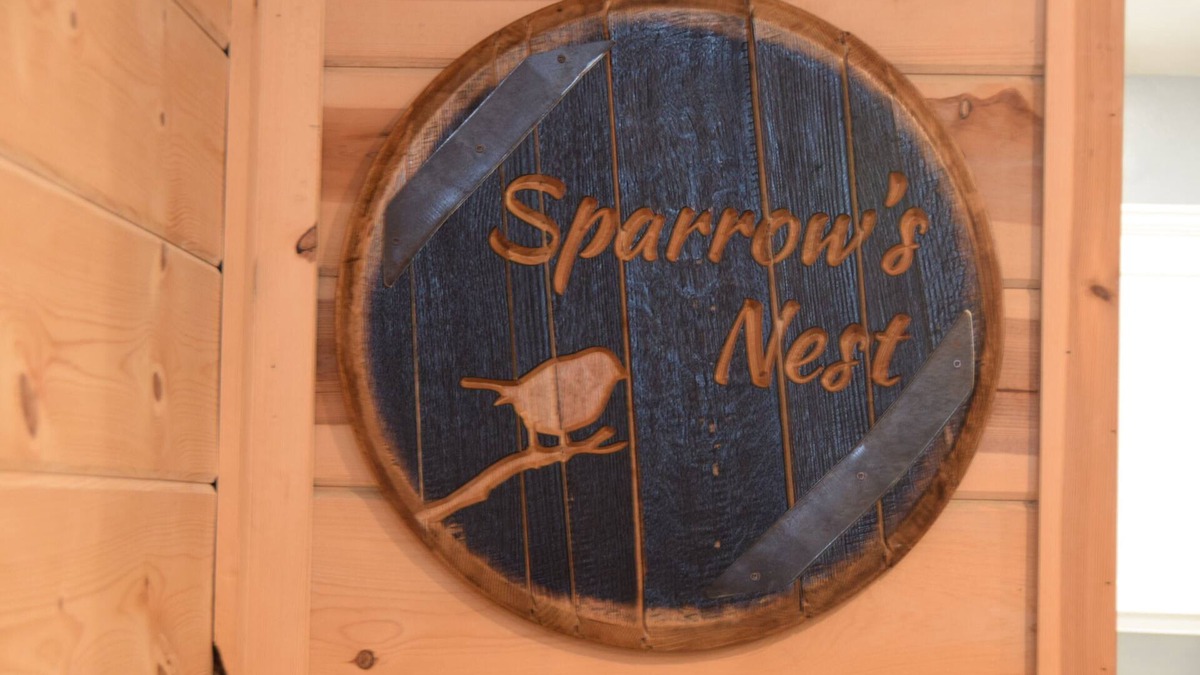 Big Chimney House | Sparrows Nest Luxurious newly built home overlooking woods and mountains.