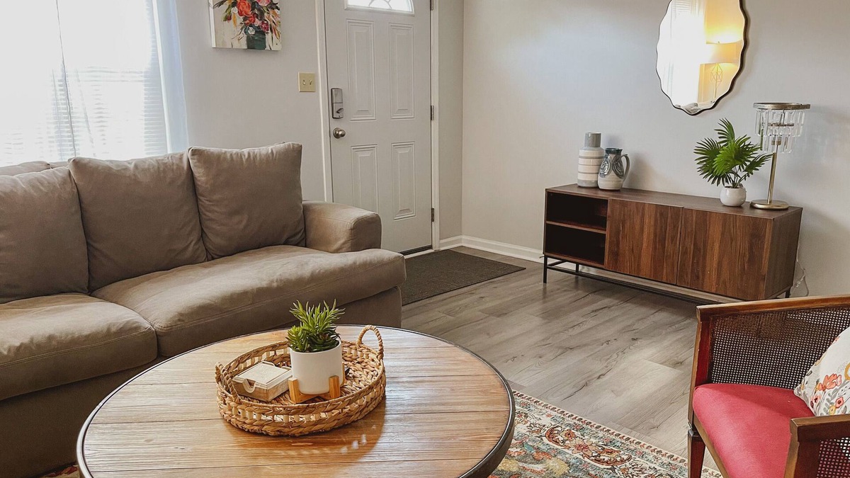 Fairforest House | Spartanburg Serenity : Stylish 2-Bedroom Townhouse