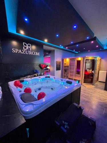 Mouscron Apartment | Spazuroom Luxury Suite