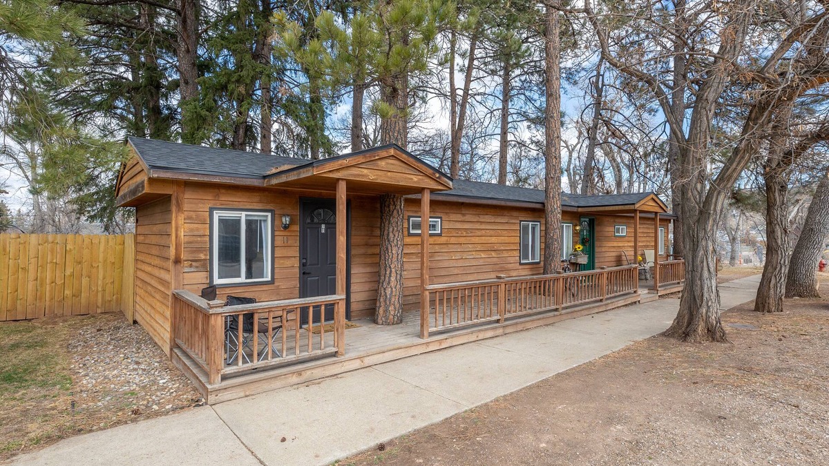 Spearfish Cottage | Spearfish Cottages