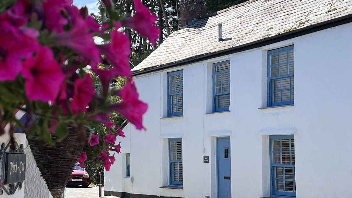 Marlborough Cottage | Special Offer-looking for a 2 night break? Bell Cottage, St Teath, sleeps 4+dogs