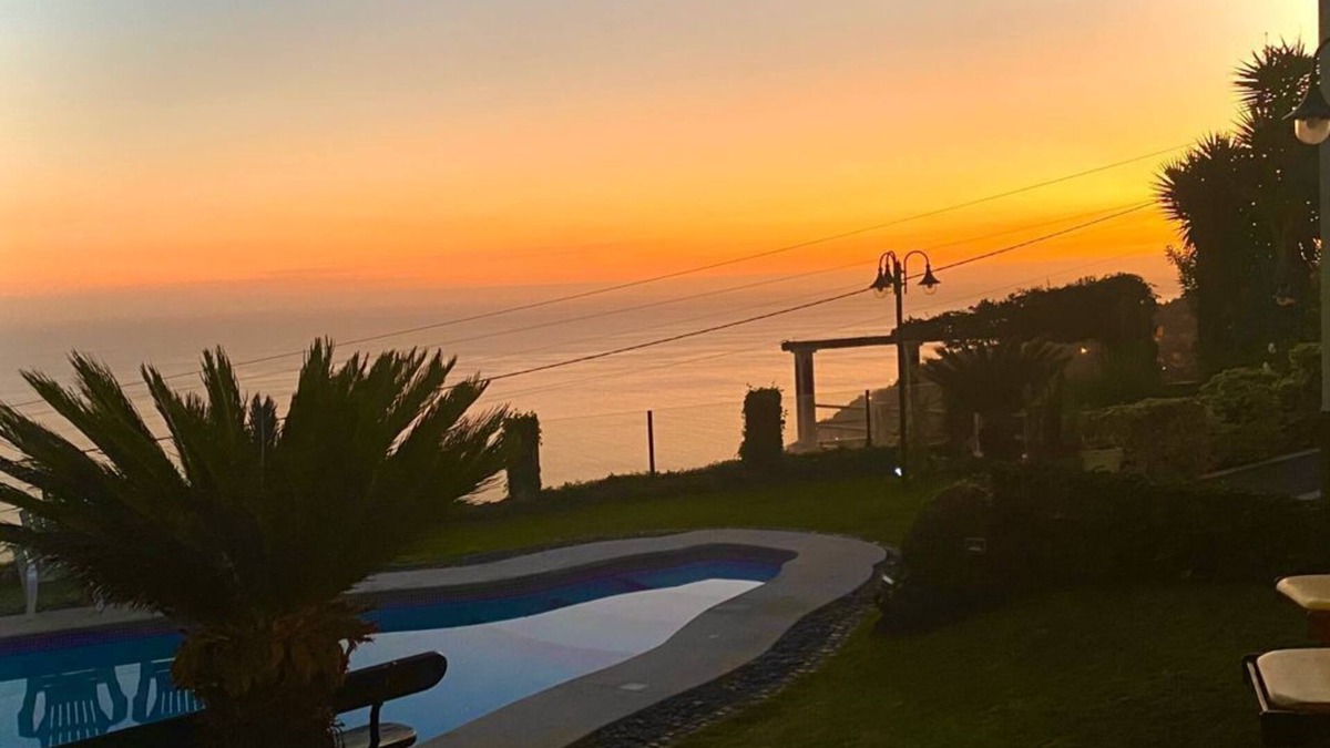 Arco da Calheta Villa | SPECIAL OFFER VISIT Madeira FebruaryWarm Pool Gardens terraces comfort