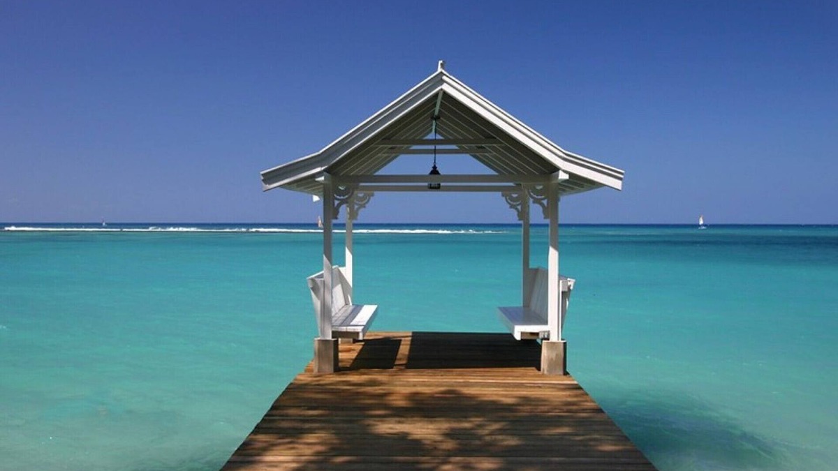 Ocho Rios Villa | *SPECIAL OFFERS* Luxury 5 bedroom Ocean Front Villa in Ocho Rios