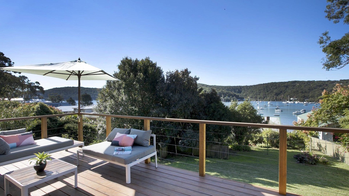 Hardys Bay House | Special rates on application for longer stays