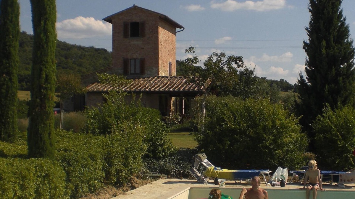 Panicale Apartment | SPECIAL RATES! Villa Apartment. Private Pool. Mirabella Lake Trasimeno. Refunds