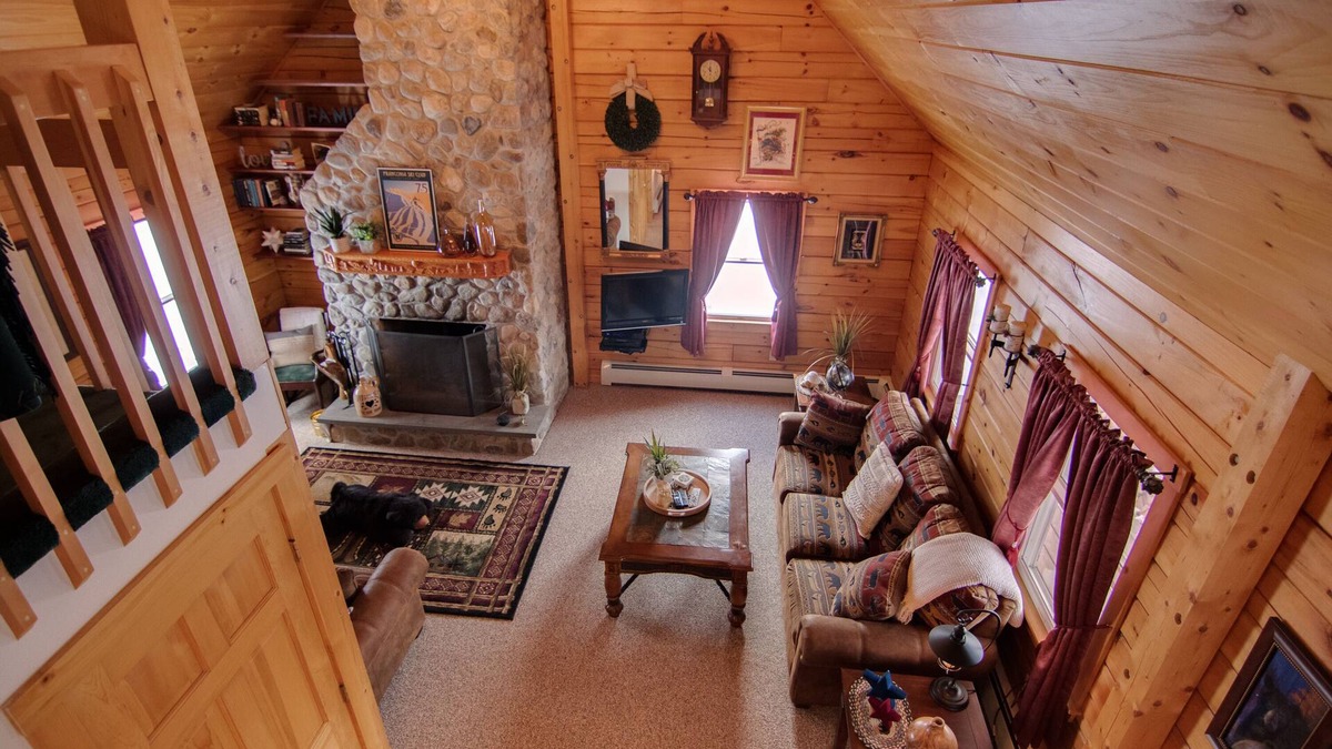 North Woodstock Cabin | Special Summer 2020 Rates For Romantic Couples