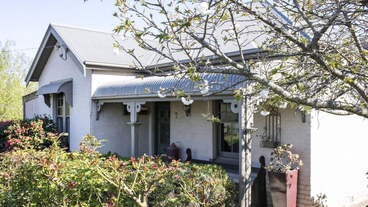 Millthorpe House | Speckled Nest House @ Millthorpe