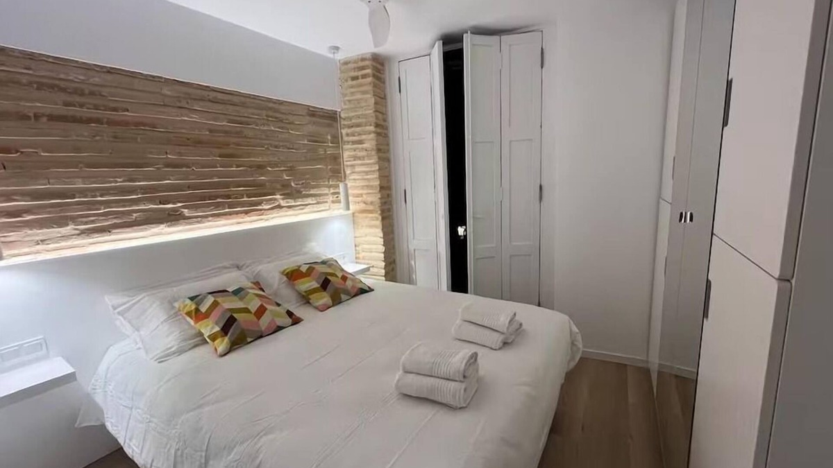 El Botanic Apartment | Spectacular and bright apartment in the center of town