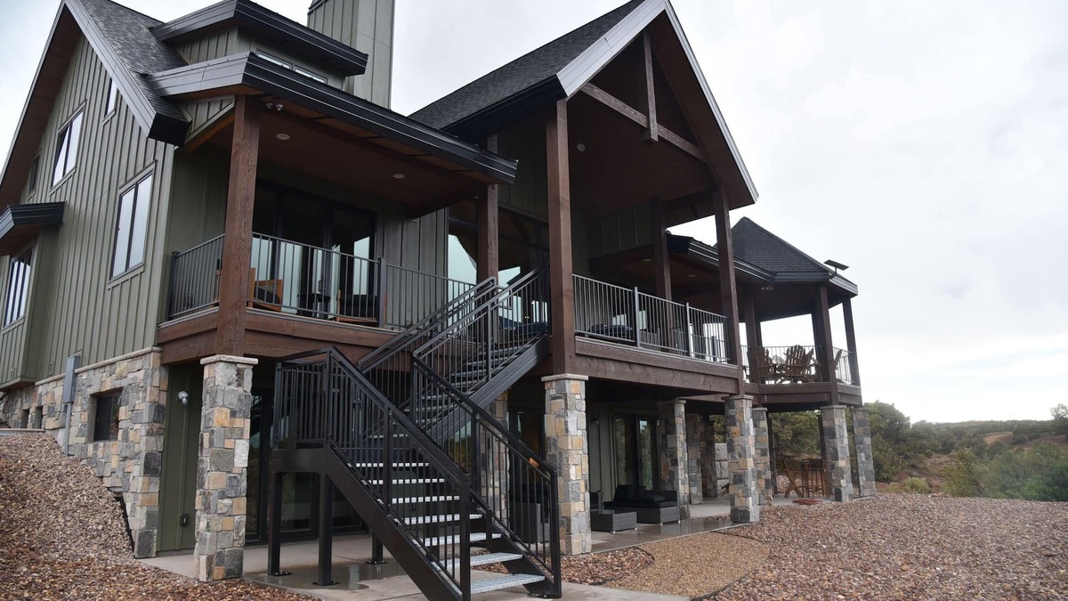 Duchesne County Cabin | Spectacular and New Cliff Lake Lodge @ Six Lakes Resort