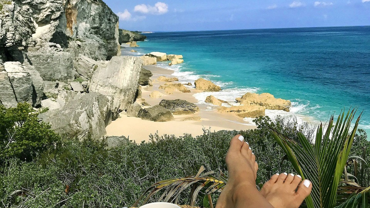 Gregory Town Cottage | Spectacular Eco Cottage, oceanfront, secret beach