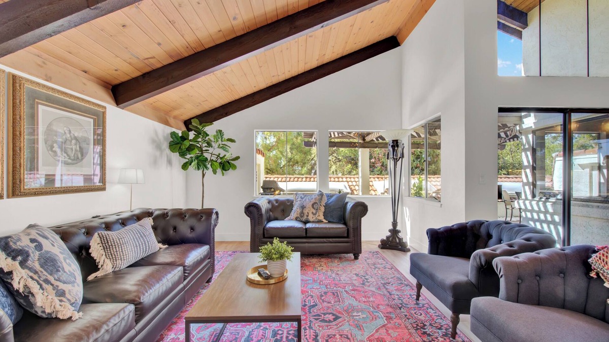 Vacaville Apartment | Spectacular hideaway in heart of historic Vacaville.