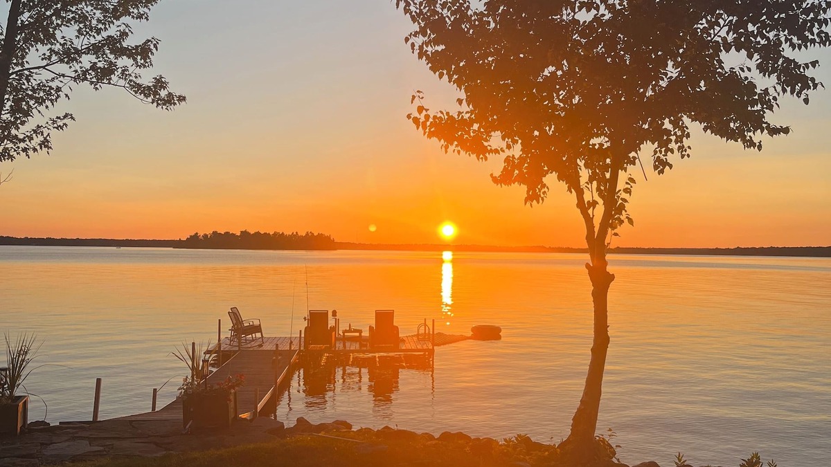 Drummond-North Elmsley House | Spectacular Home on Mississippi Lake Near Ottawa, Perth and Stonefields Estate