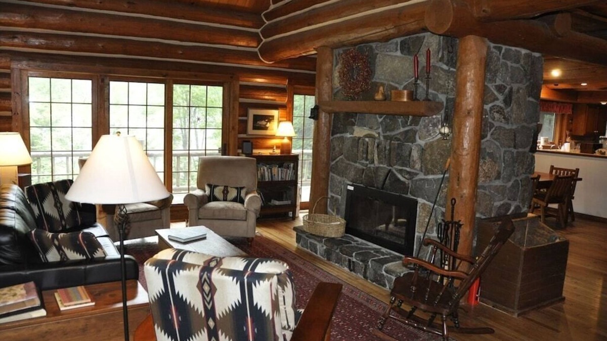 Arietta Cabin | Spectacular Log Cabin at Piseco Lake