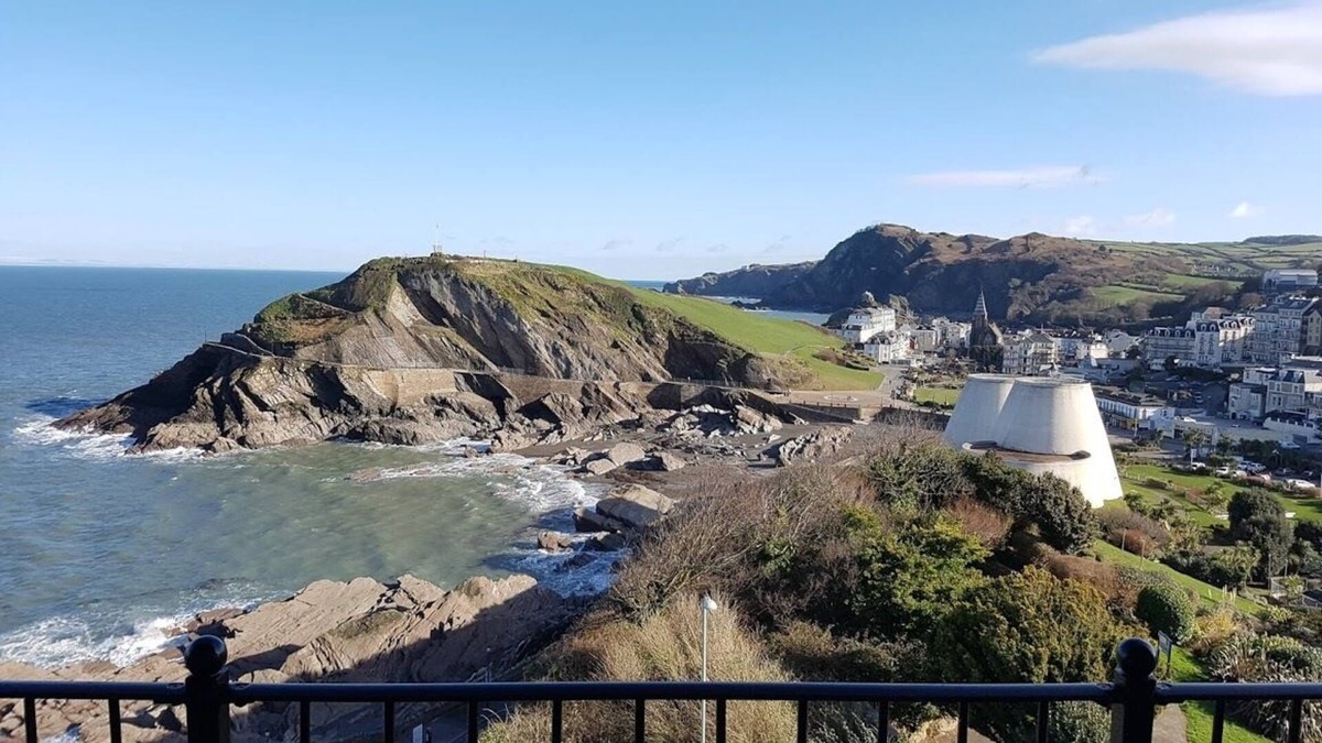 Hele Apartment | Spectacular Luxury Clifftop Apartment Ilfracombe