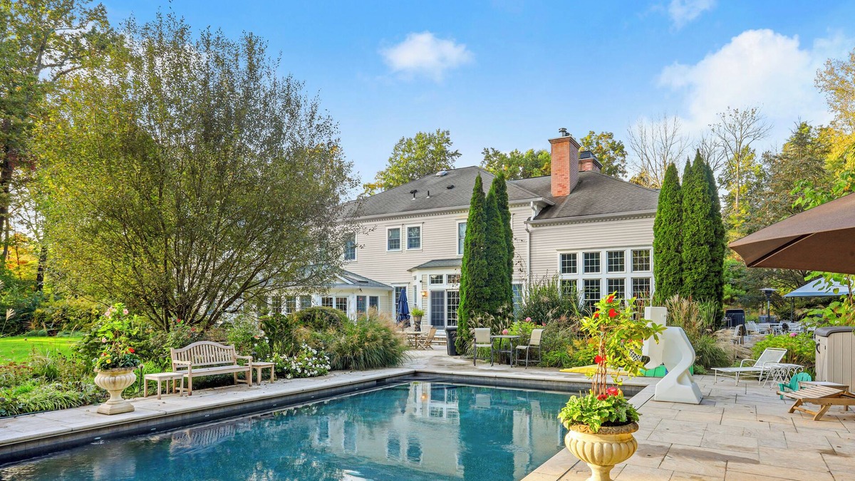 Purchase House | Spectacular Mansion with pool/spa - close to NYC