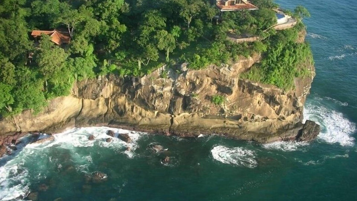 Playa La Redonda House | Spectacular Ocean Cliff 5BR Home & Beach in Gated Community
