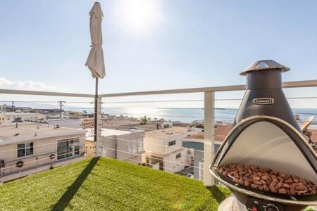 Gas Lamp Section House | Spectacular Ocean and Pier View Lux Family Vacation