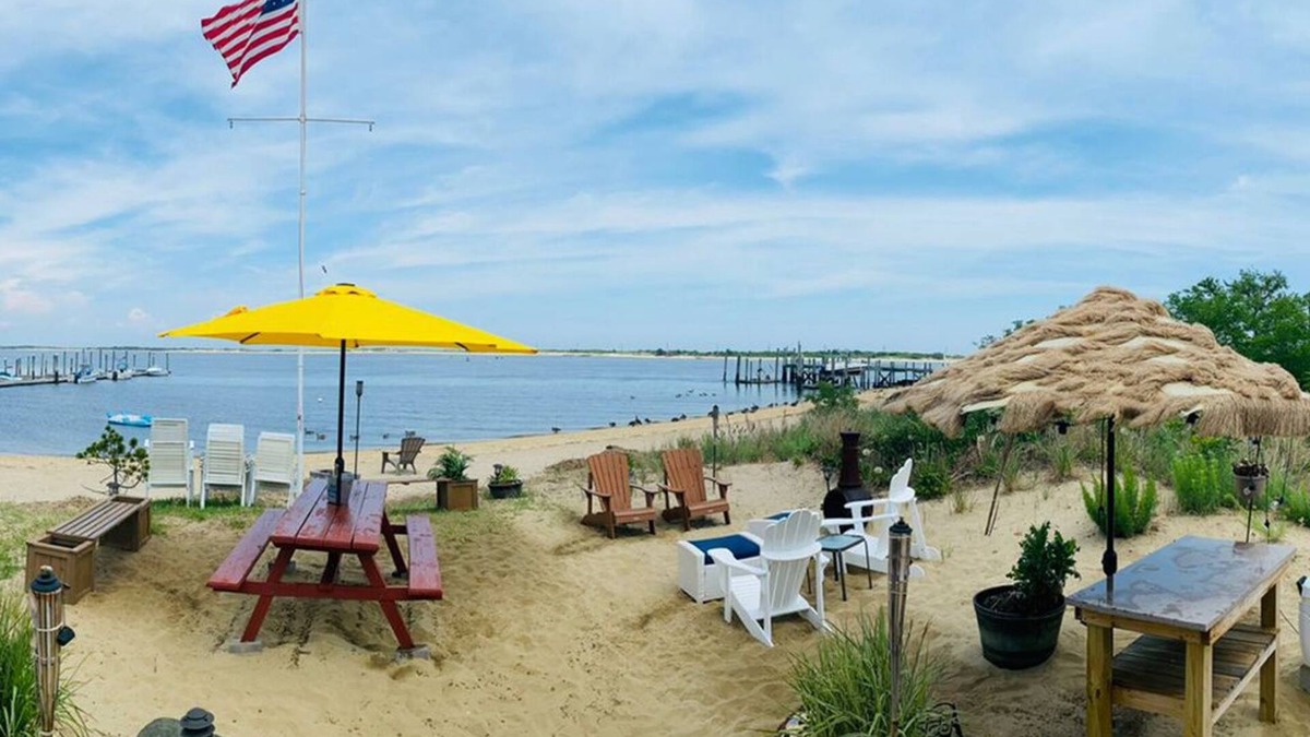 Highlands Apartment | SPECTACULAR OCEAN VIEW BEACHFRONT RENOVATED 2BR