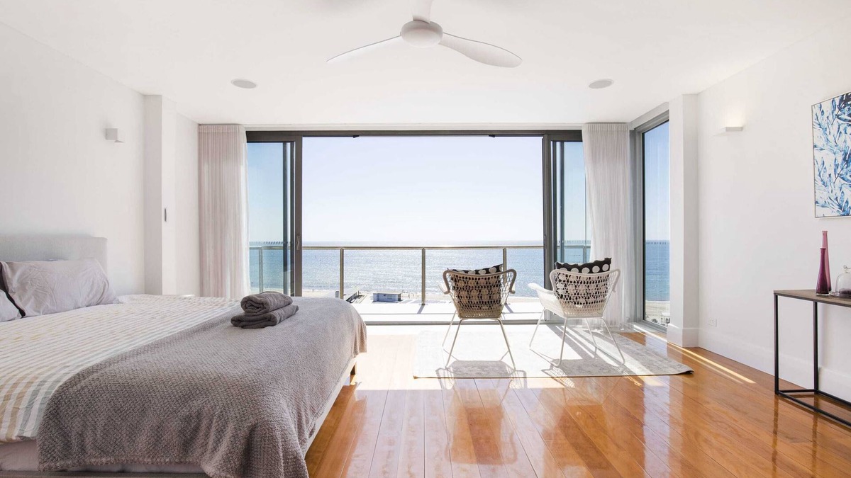 Seacliff House | Spectacular Panoramic Oceanview House in Seacliff