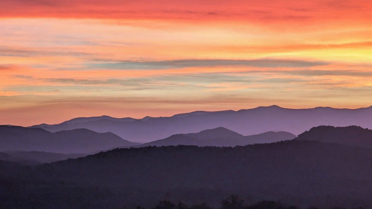 Vein Mountain House | Spectacular Panoramic Mountain Views