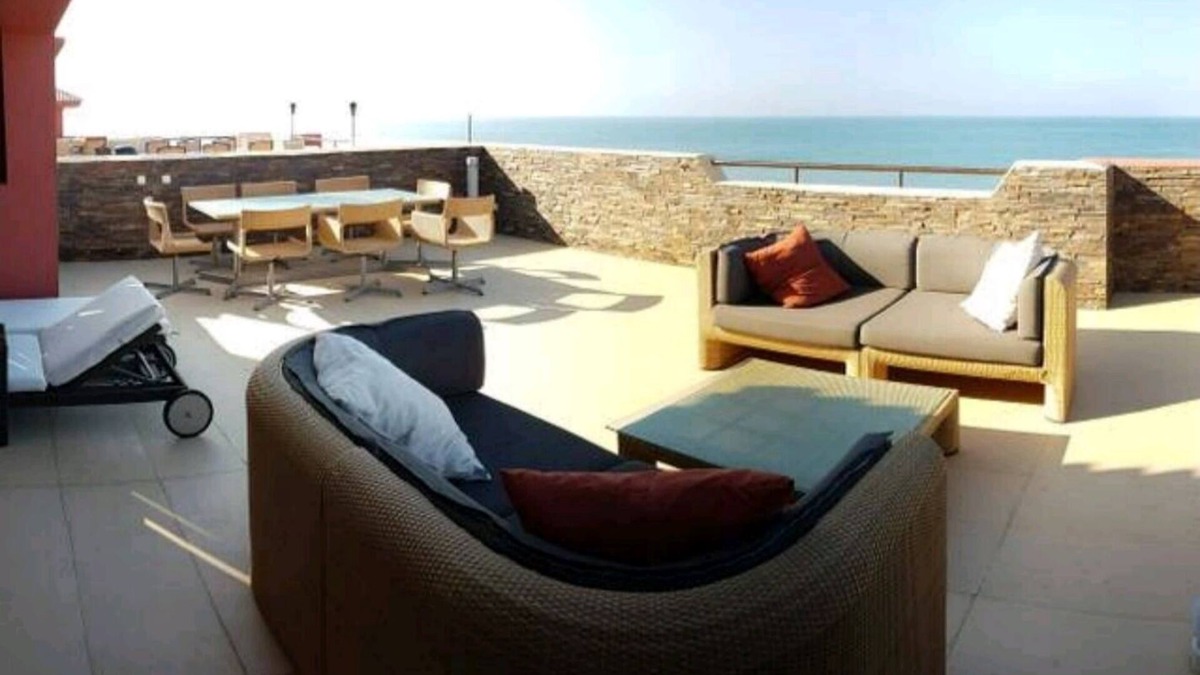 Rota Apartment | Spectacular Penthouse, authentic 1st line beach, 70 m2 terrace