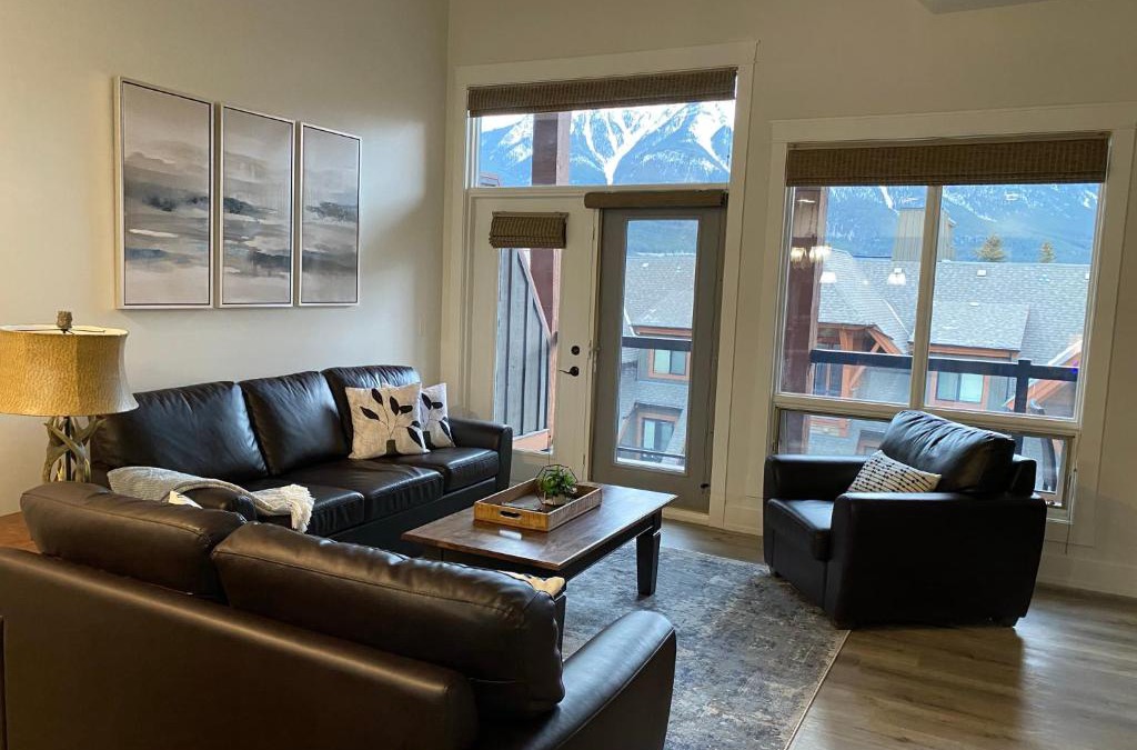 Canmore Resort | Spectacular Penthouse With Amazing Views, Indoor Pool and Hot tub
