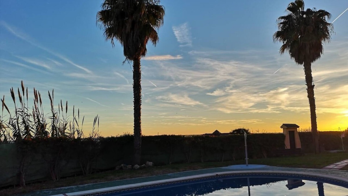 Benajarafe Apartment | Spectacular residential on the 1st line with pool