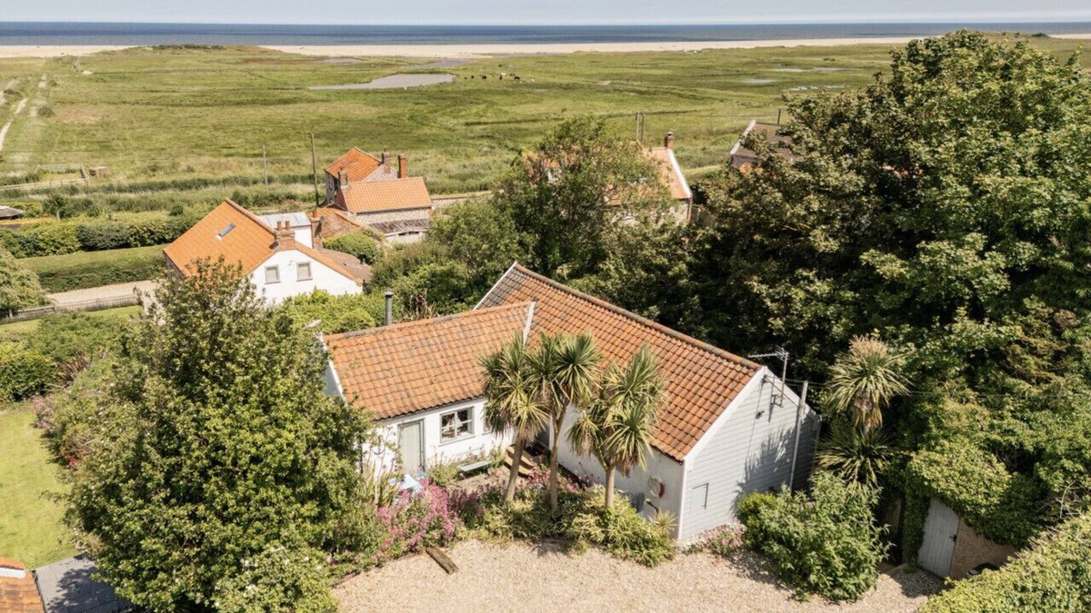 Salthouse House | Spectacular sea and marsh views