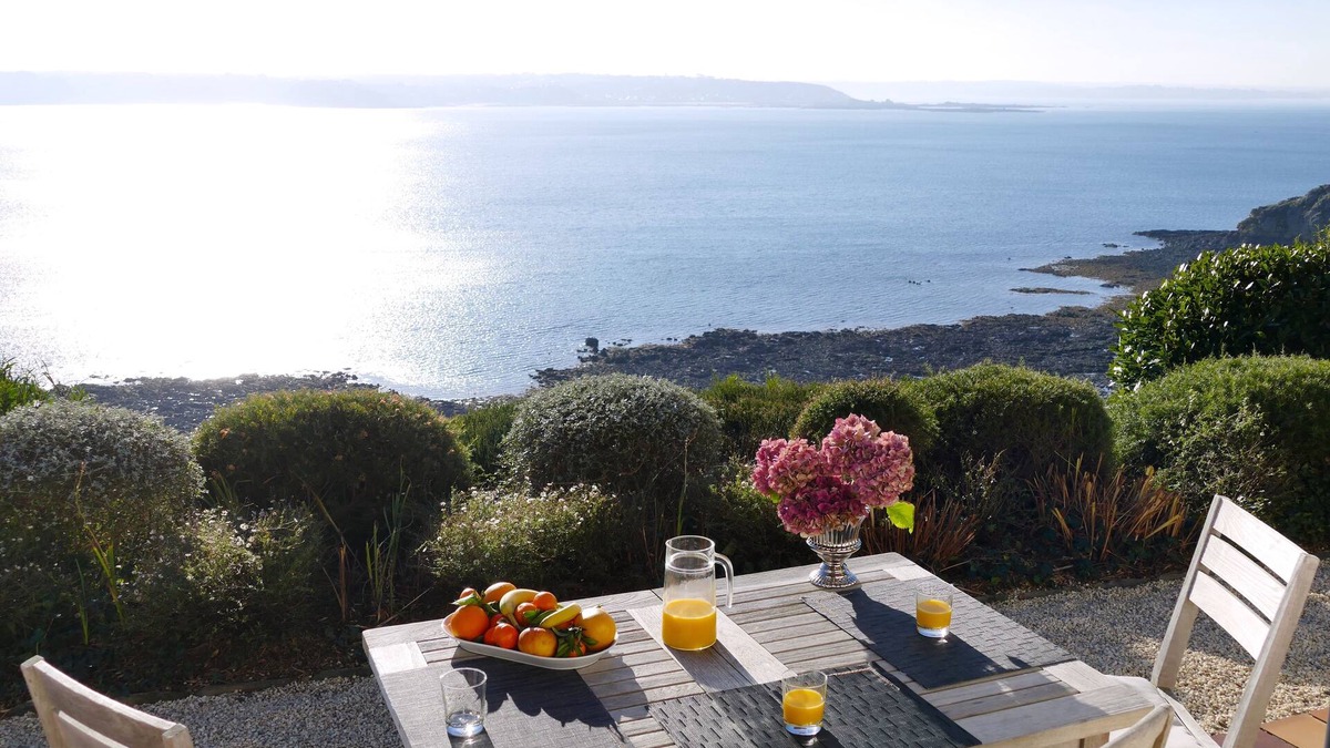 Trebeurden Apartment | Spectacular sea view, quiet 4 * rental, south facing, waterfront