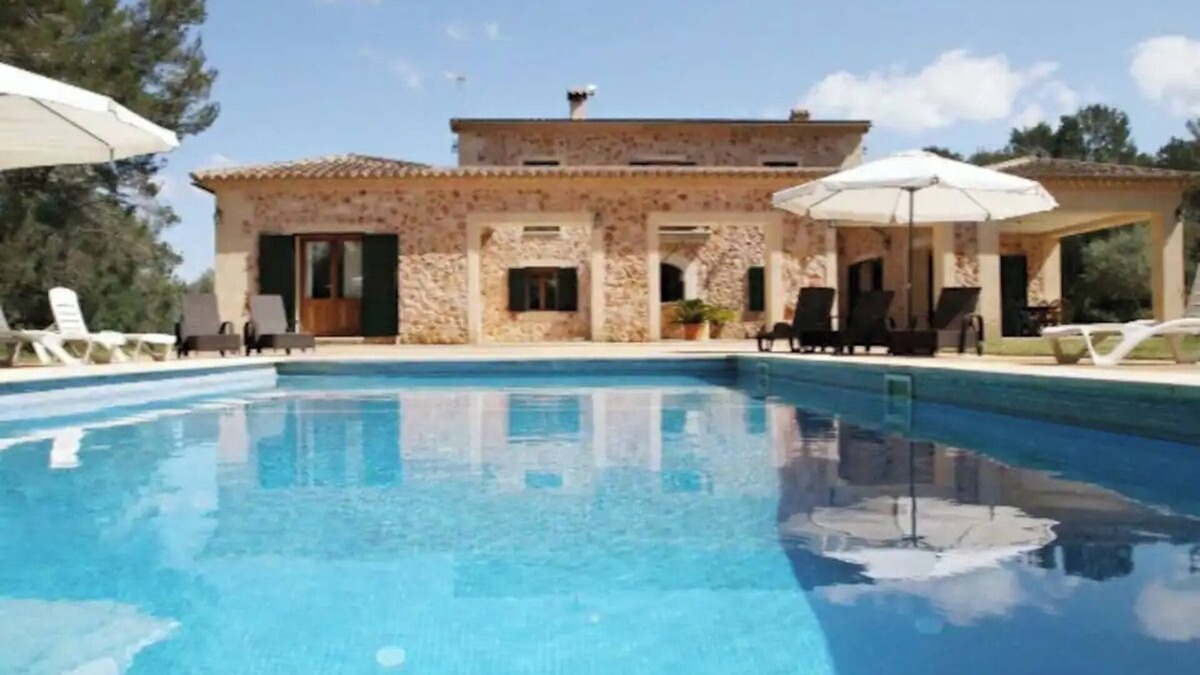 Sencelles Cottage | Spectacular Stone Villa Beatrice
