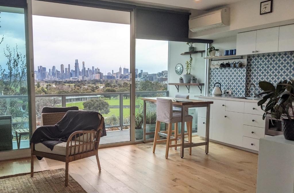 St Kilda Apartment | Spectacular Sunset Hideaway BestView St Kilda boutique self-contained luxury apartment