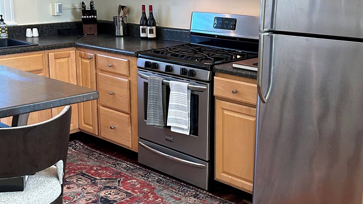 Mosby Apartment | Spectacular, two-bedroom apartment near downtown RVA.