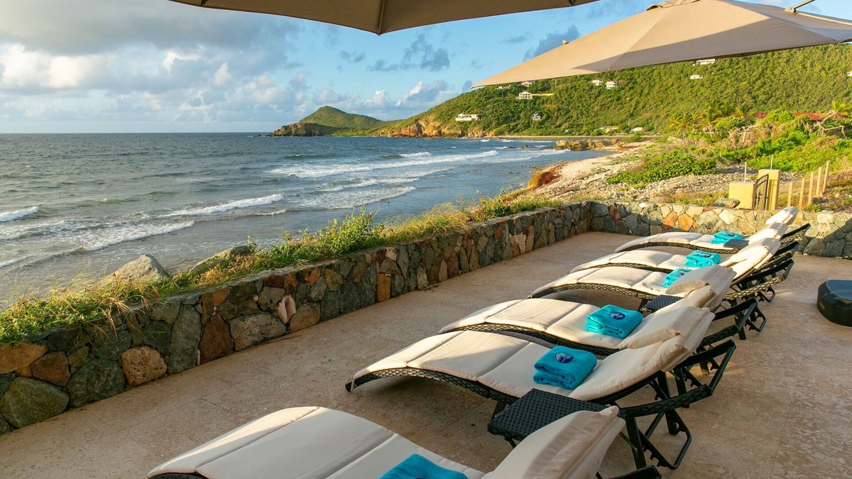 Estate Johns Folly Villa | Spectacular Oceanfront 6 BDRM Expansive Villa