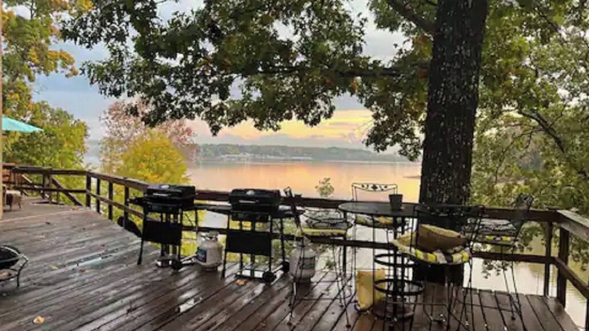 Camden Condo | Spectacular view of the bay with a private dock on KY Lake TN River condo