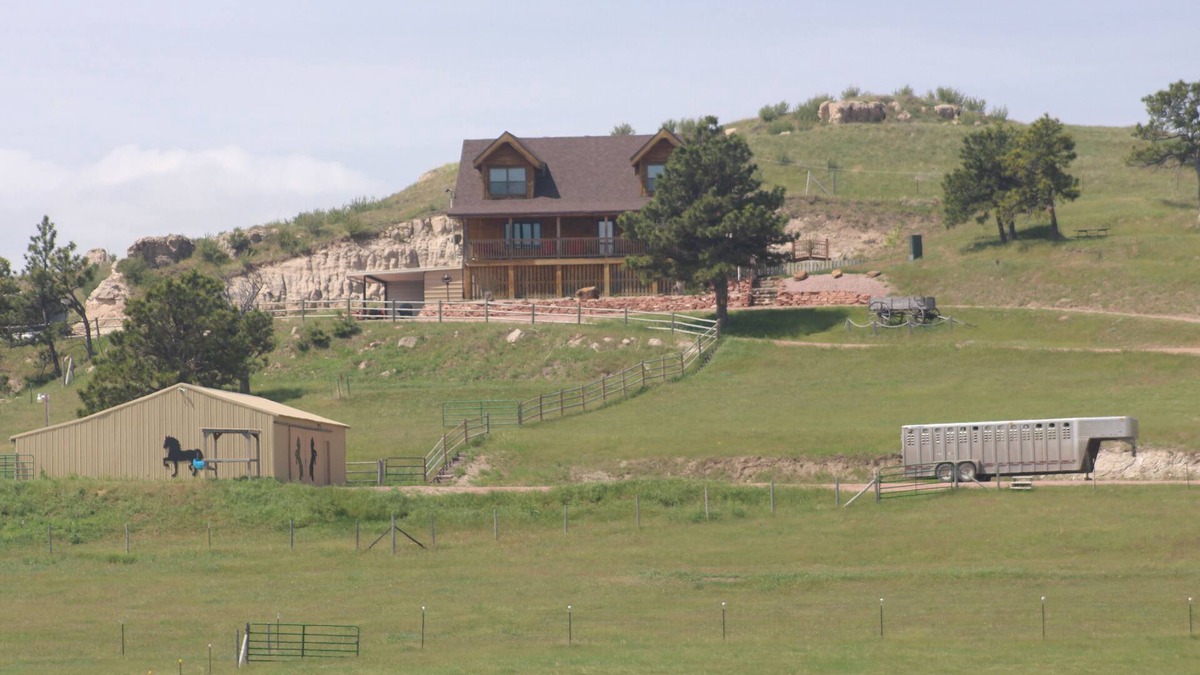 Dawes County Cabin | Spectacular views from beautiful, spacious log cabin in Nebraska National Forest