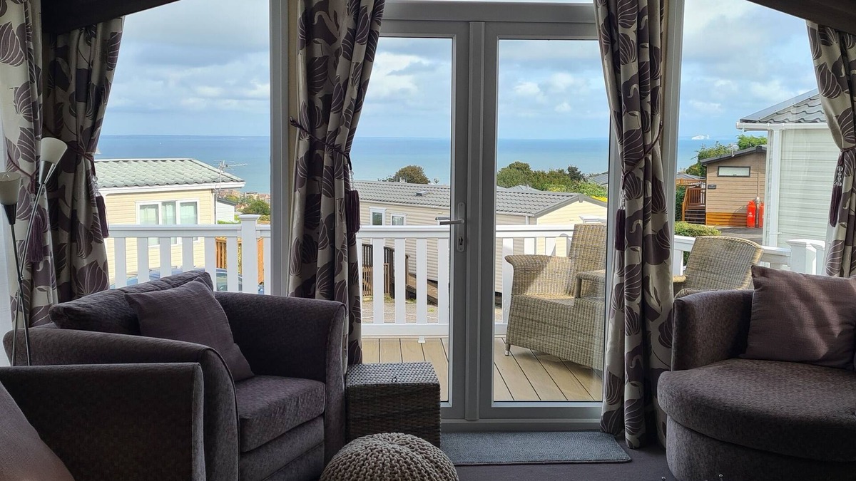 Swanage House | Spectacular Views of Swanage Bay and Downs
