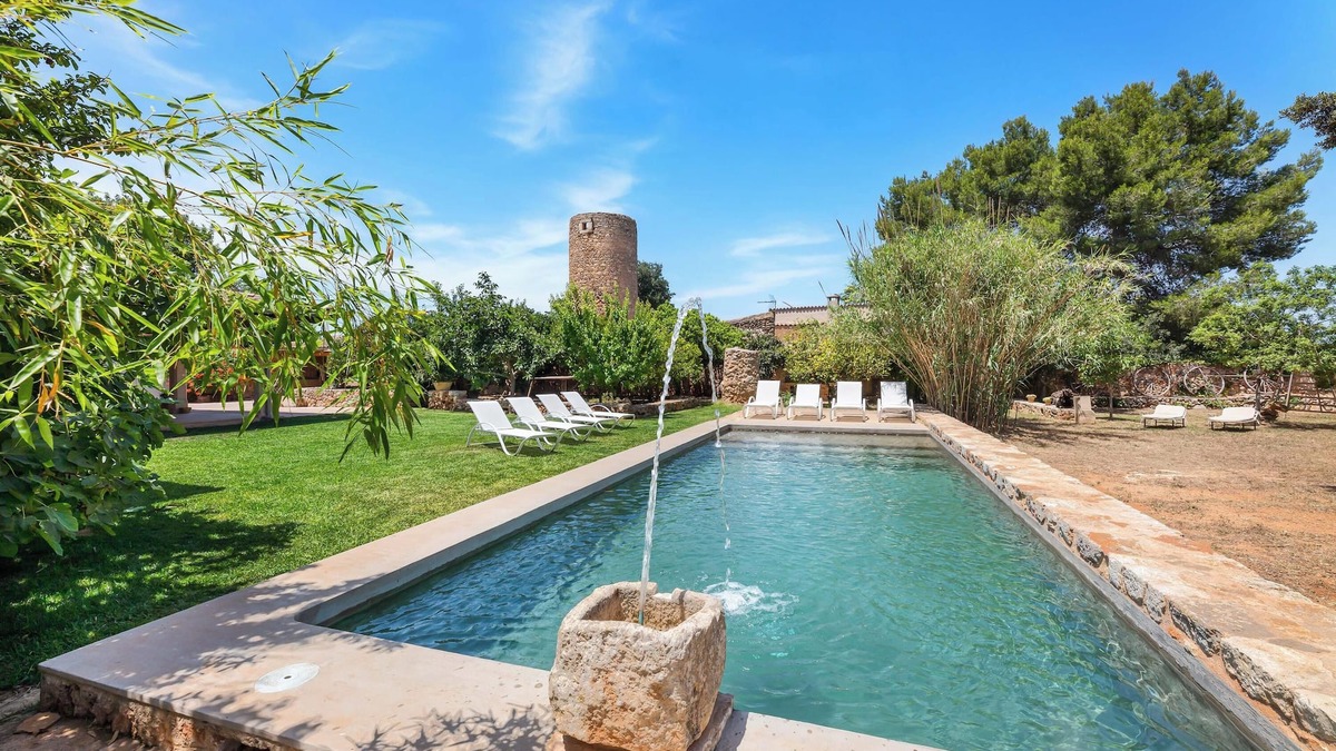 Sencelles Villa | Spectacular Villa built in 1784 fully restored and equipped. Come and enjoy paradise.