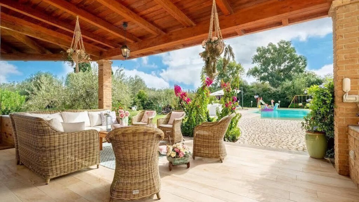 Alghero Villa | Spectacular Villa, Jacuzzi pool, playground -Wi-Fi - barbecue area