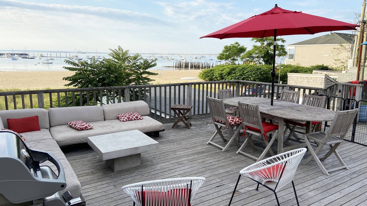 Provincetown Condo | Spectacular Waterfront 2 bedrooms 1,450 sq.ft. condo in the Center of Town.