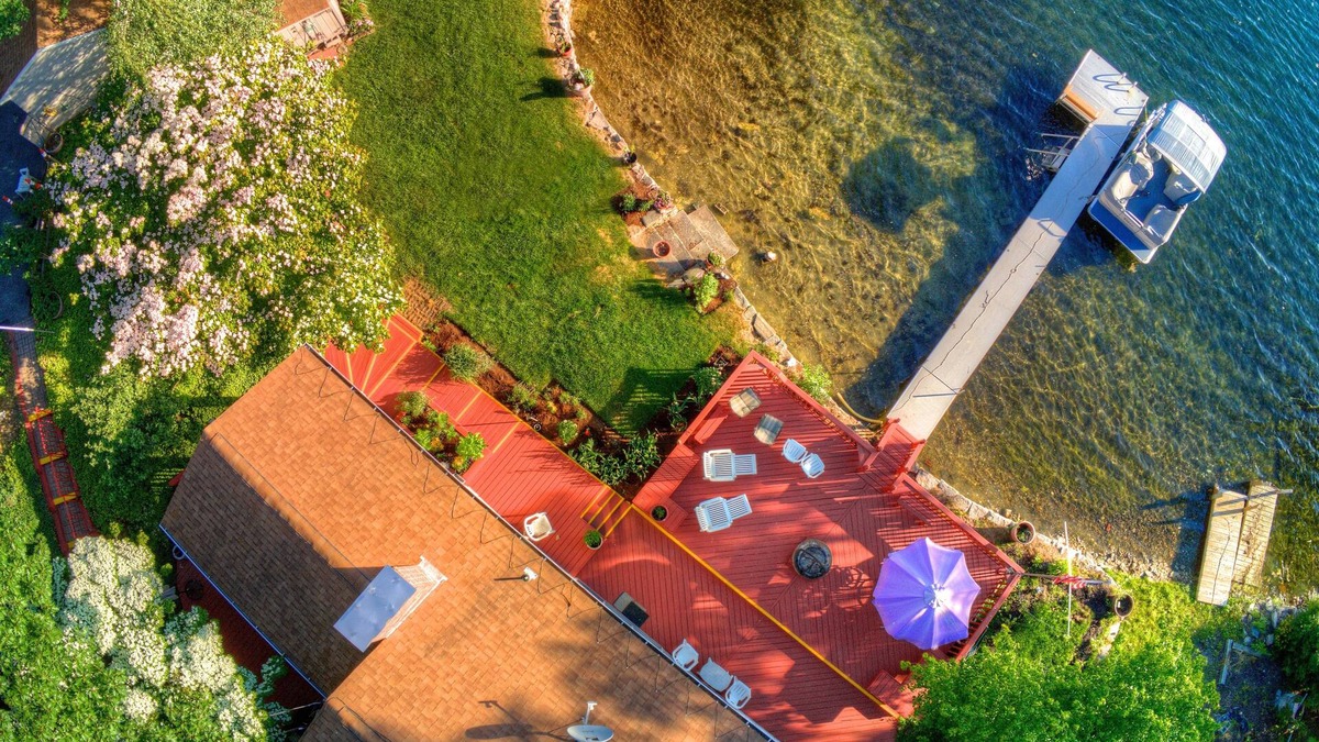 Rogers Cottage | Spectacular waterfront cottage on the most beautiful lake in CT's 'Quiet Corner'