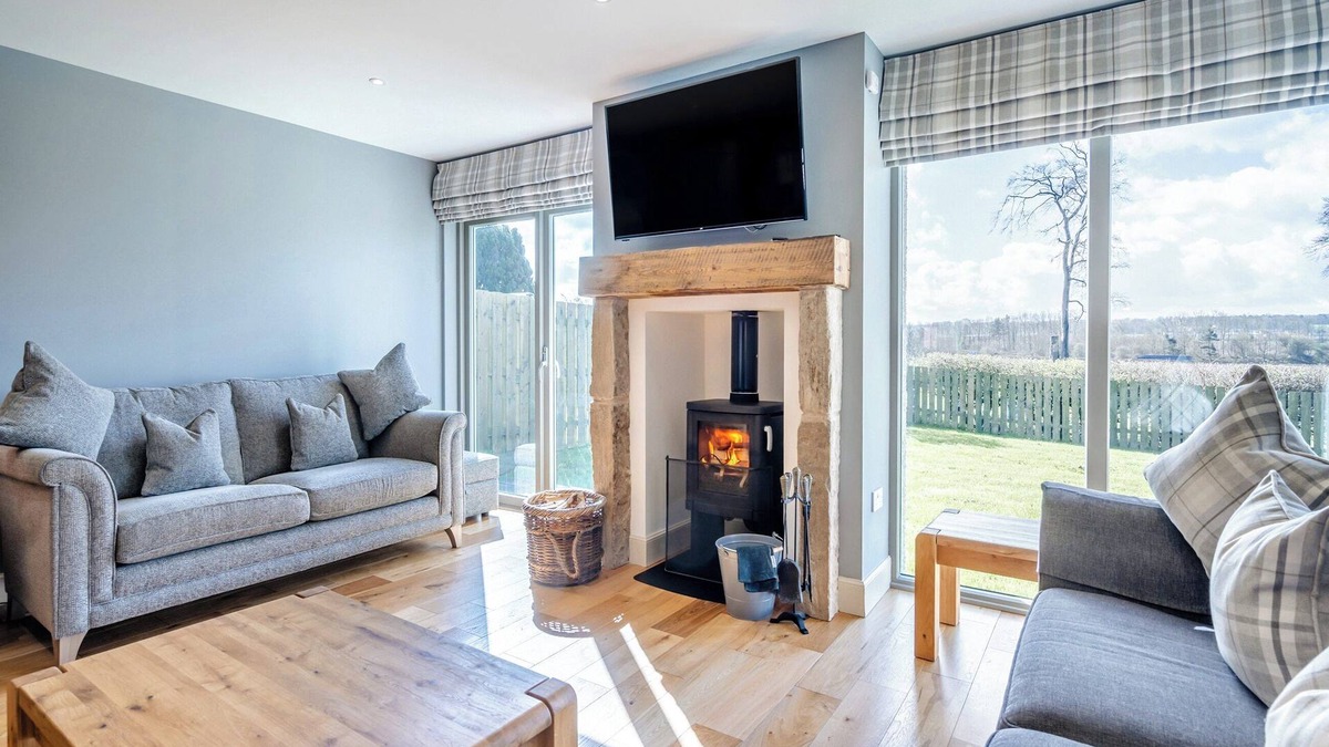 Linlithgow Cottage | Speed The Plough- UK43631