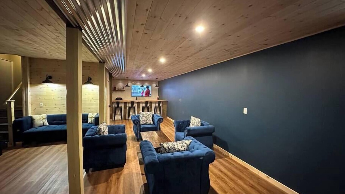 Long Pond House | Speedy Net Getaway for Executives!